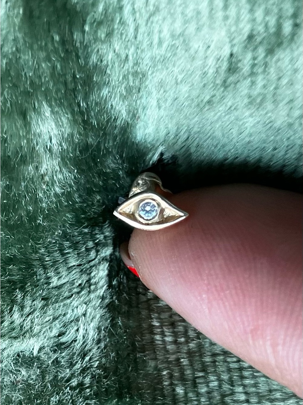 Pamela Love Diamond Evil Eye Stud 14K solid gold with box and pouch - Picture 4 of 10
